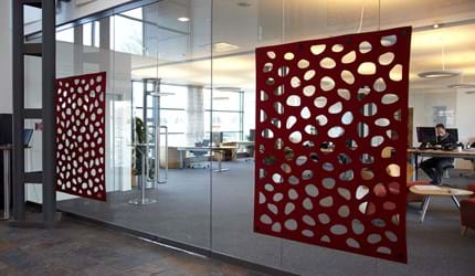 CoverSingle rumdeler i filt i bank (2)